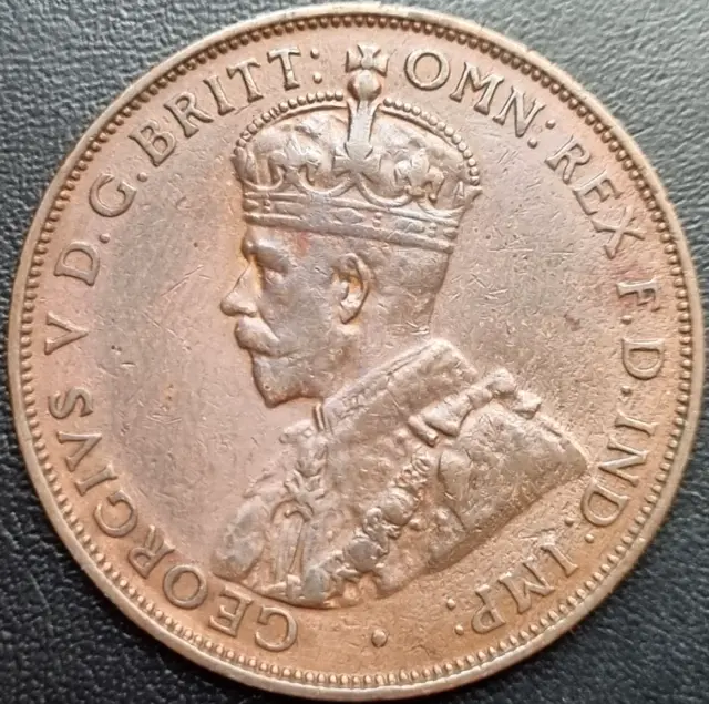 Australia: 1931 One Penny Coin - 6 Pearls + Centre Diamond - KGV Scarcer Date