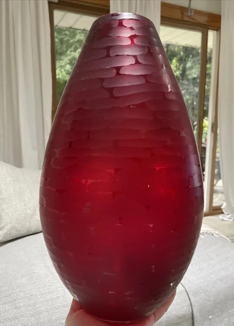 Vintage Ruby Red Textured Hammered Art Glass Teardrop Vase MCM Heavy Great Color