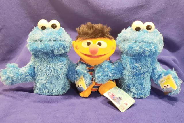 Lot of 3 Gund® Sesame Street Ernie and Cookie Monster Puppets READ!