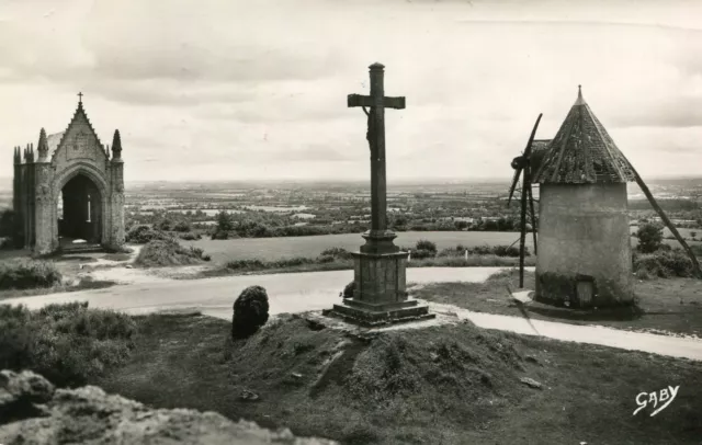 Carte LES HERBIERS Le Mont des Alouettes Le Calvaire et le Moulin