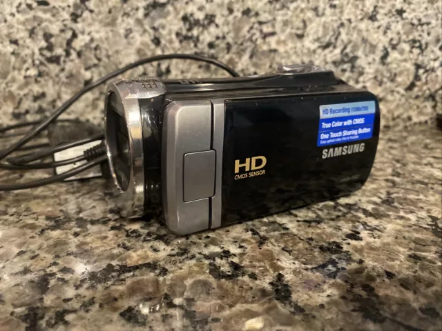 Samsung HMX-F90 HD Camcorder Digital Video Camera 52X Zoom W Battery