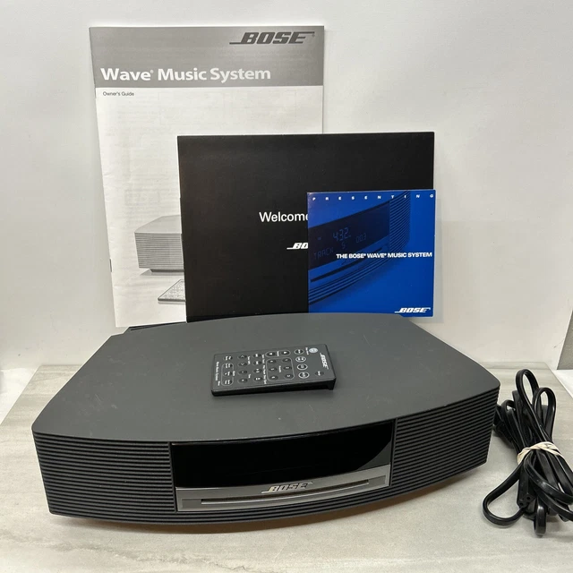 BOSE WAVE MUSIC System Radio CD Player AWRCC1 with remote WORKS GREAT