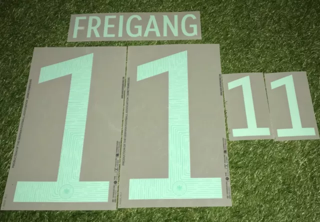 Laura Freigang Flock Set in Matchworn Size DFB Frauen Deutschland Trikot 2022