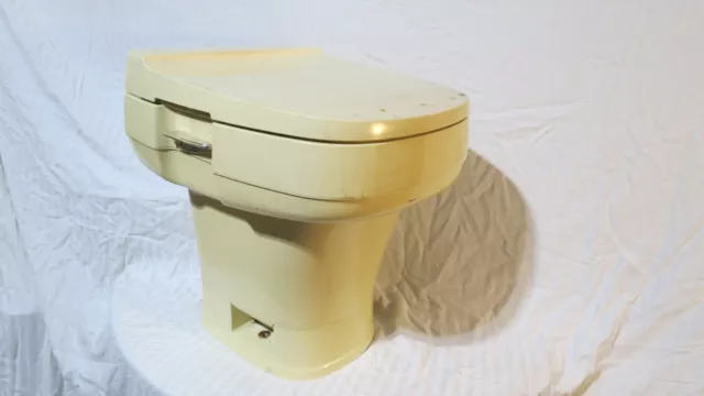 Vintage RV Toilette, LA Toilette, Green Tec, model 8000, Burbank, Ca