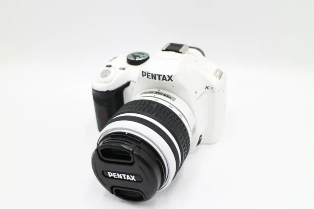 PENTAX K K-x 12.4MP Digital SLR Camera -White (Kit w/ AL 18-55mm Lens)