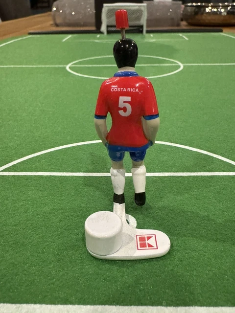 TIPP-KICK Star-Keeper I Portiere Originale Grandi e Piccini, dai 5 Anni in Su I Divertiti con questo personaggio di calcio in qualsiasi gioco Maglia Rossa
