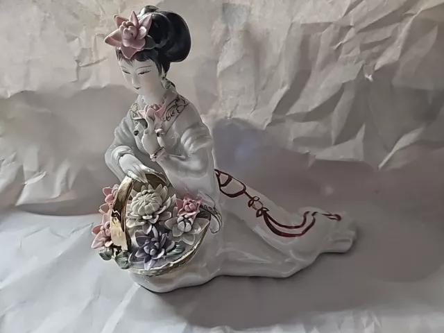 Oriental Geisha Girl Gilded Glaze Bisque Porcelain Statuette Lotus Flower Basket