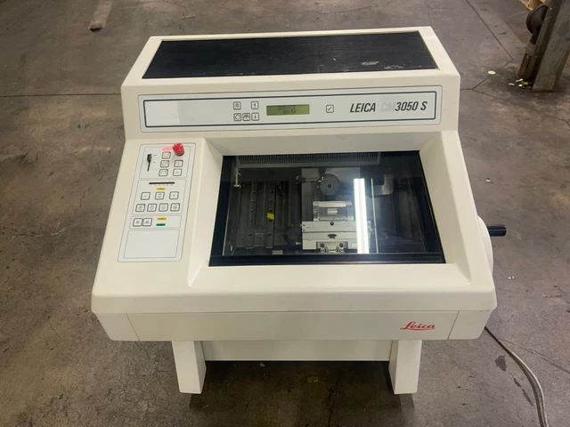 Leica CM3050 S CM3050S-3-1-1 Microtome Cryostat