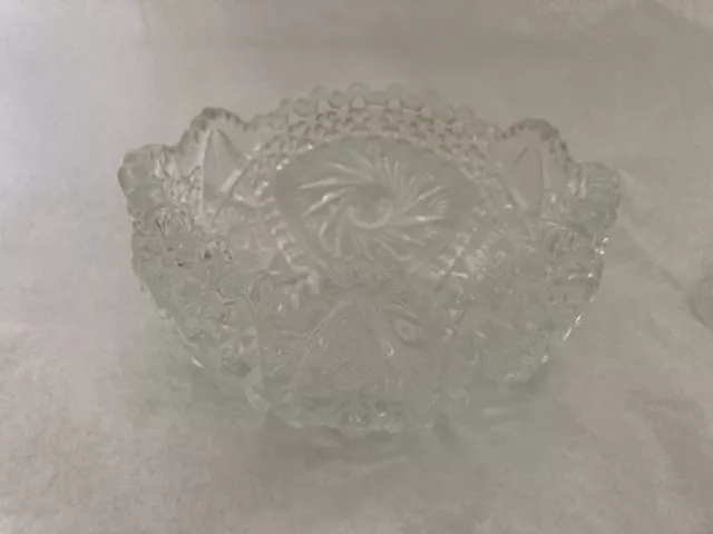LE Smith Crystal Glass serving bowl pressed clear glass Etched Star Pattern 7.5”