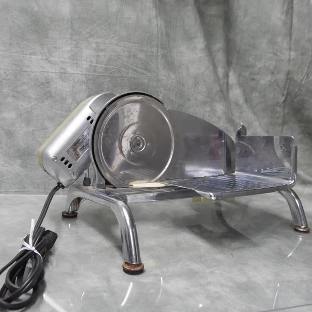 VINTAGE RIVAL ELECTRIC Food Slicer Model 1101E/4 Tested Works Great