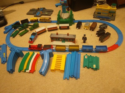 tomy motorised train