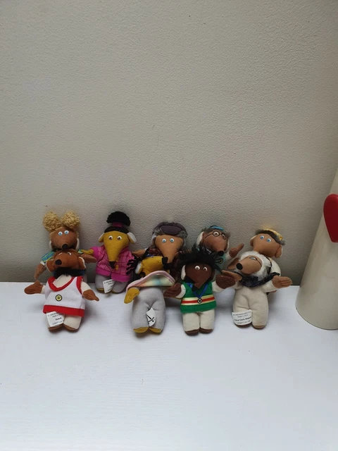 Vintage 1999 McDonalds kleine Gebärmutter x 9 weiches Plüschtier ca. 4 Zoll groß