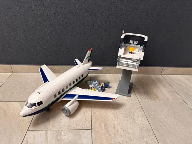 Playmobil Flugzeug und Tower