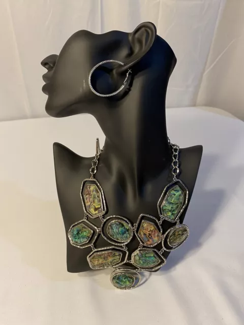 STUNNING HANDCRAFTED  ABALONE/PAUA SHELL NECKLACE and EARRINGS SET