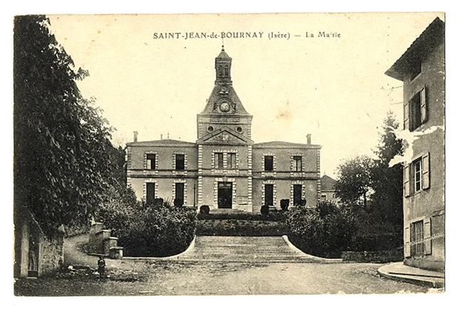 CPA 38 Isère Saint-Jean-de-Bournay la Mairie animated