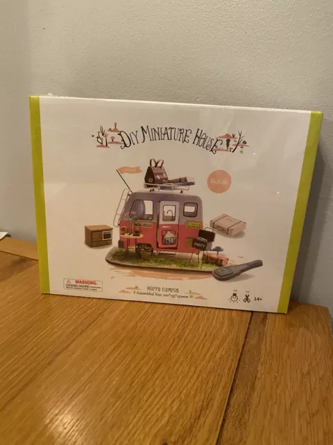 Robotime Rolife DIY Miniature House Wooden 3D Puzzle / Model "Happy Camper"