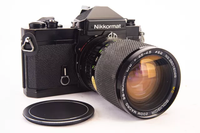 Cámara fotográfica Nikon Nikkormat FT2 35 mm SLR con lente zoom Soligor 28-80 mm V14