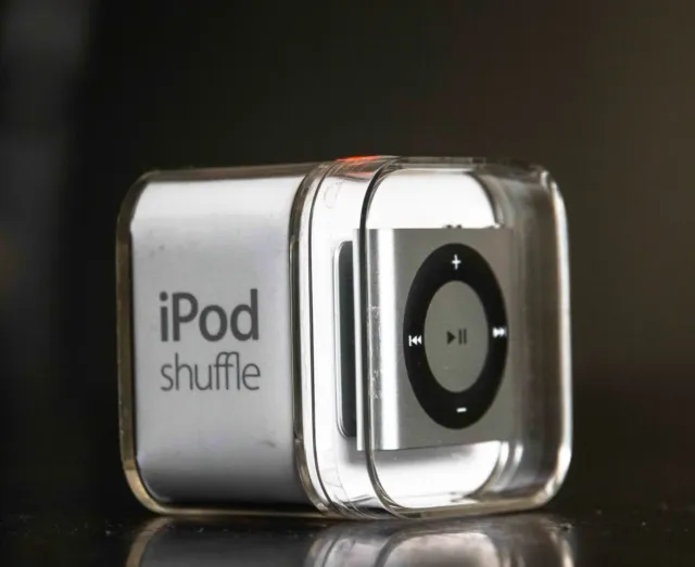 Apple iPod Shuffle 4e génération 2 Go - Argent - UNBOXED