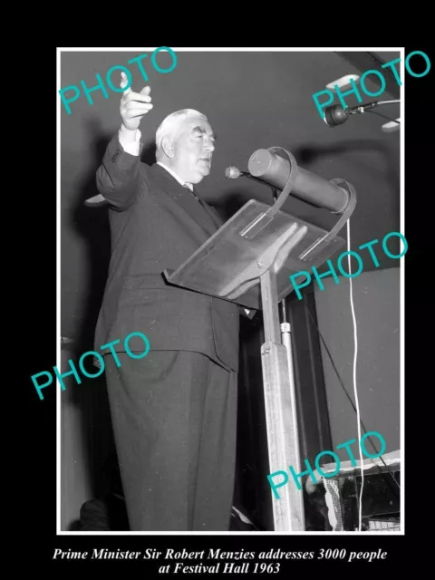 OLD 8x6 HISTORICAL PHOTO OF AUSTRALIAN PRIME MINISTER ROBERT MENZIES 1963 QLD