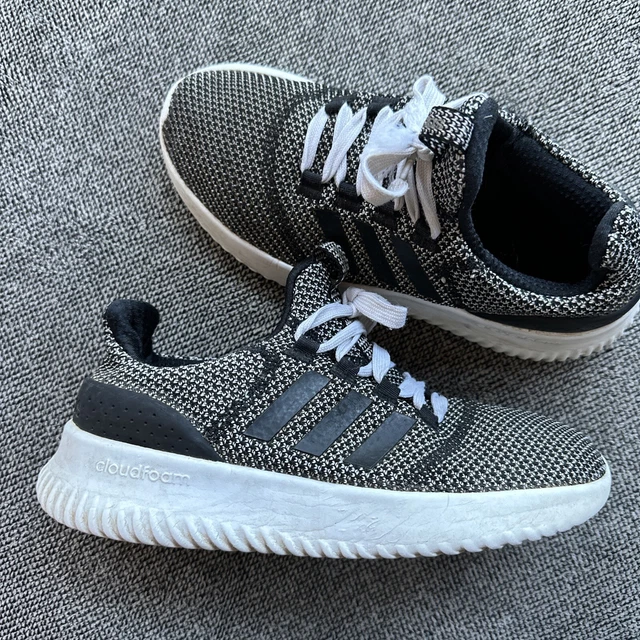 Chaussure hotsell cloudfoam ultimate