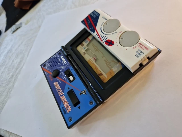 CASIO 1983 CG-70 Shuttle Bomber Electronic Handheld Video LCD Game