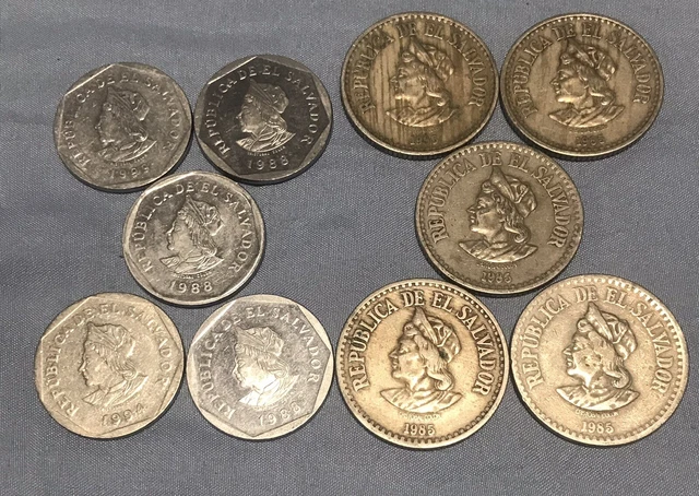 lot of 10 coins of un colon from El Salvador different years