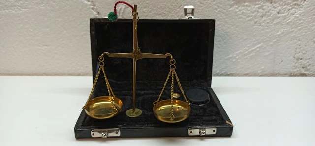 Waage Feinwaage Goldwaage  Messing Apothekerwaage Antik-Stil
