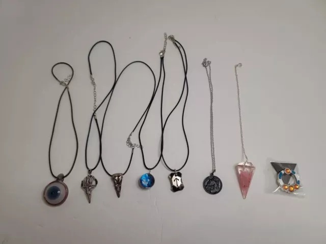The Wizarding Trunk/ LitJoy  Harry Potter  Necklaces and Phone grip