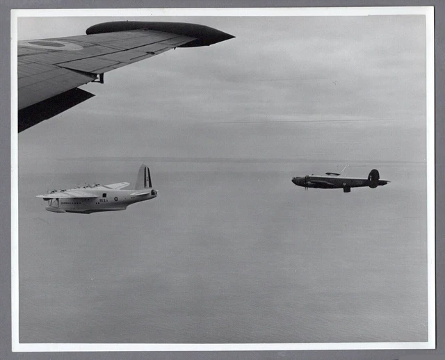 Short Sunderland Flying Boat French Navy Avro Shackleton Original Press Photo 1