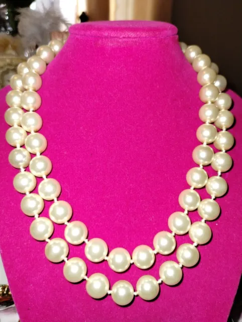 Vintage White Hand Knotted 10mm Glass Pearl Single Strand 29" Necklace Lovely :)