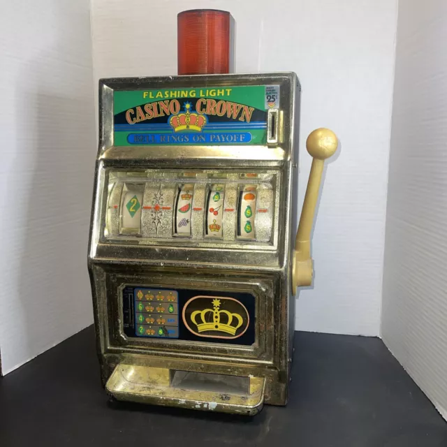 Vintage Waco "Casino Crown" Novelty Slot Machine 25 Cent Coin Works