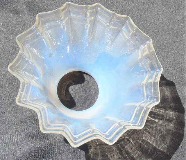 Lampe art deco 5 Tulipes en pâte de verre rose forme de rose Art-déco