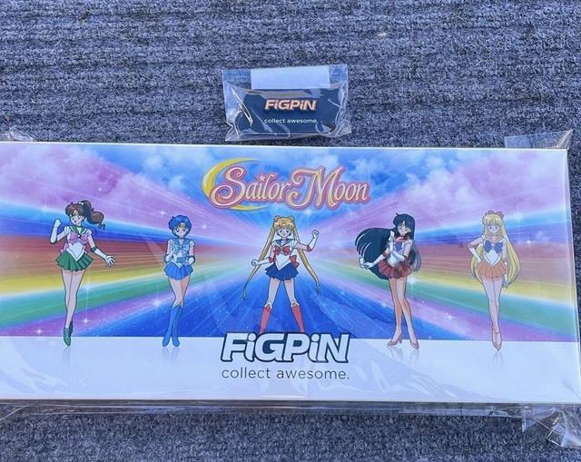 ECCC 2022 FiGPiN Sailor Moon Glitter Exclusive Pin LE 1500 In Hand