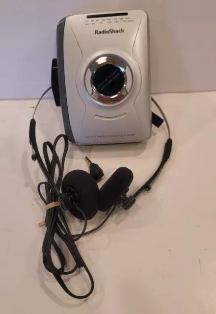 Radio Shack 12-320 AM/FM Cassette Tape Player with Headphones