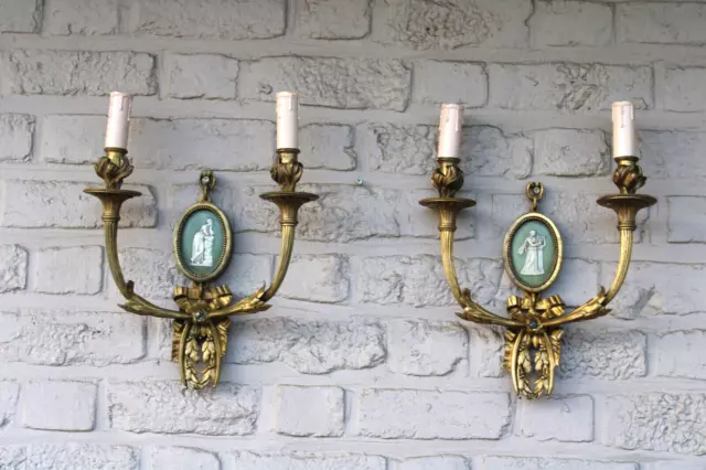 PAIR antique bronze french WEDGWOOD porcelain medaillon Wall lights sconces rare