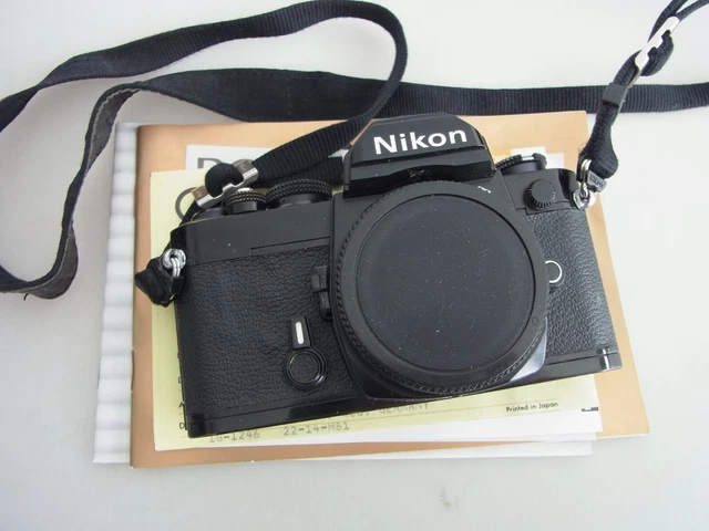 Vintage Fotokamera Nikon FM (ungeprüft, optisch guter Zustand) schwarz K300722C0