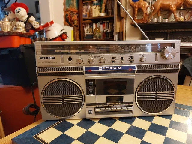 RARE Toshiba RT-8046 Boomback Ghetto Blaster Vintage 80s - Pour Pièces (HS)