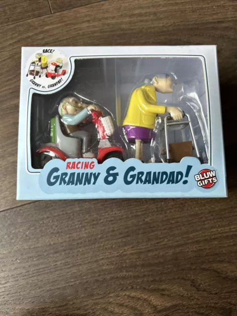 Wind Up Racing Granny And Grandad Toy Great Fun Gift And Novelty Joke- New
