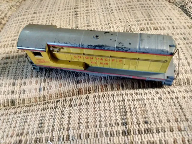 AHM, Diesel Locomotive, Union Pacific, Yellow, #1041 DUMMY, Built HO Scale Vtg.