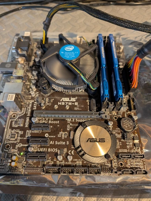 H97-PLUS core i7 4790K メモリ 16GB Intel i7-4790K ASUS Z97-A