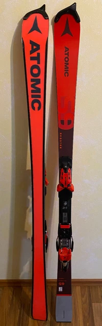 #326 atomic Redster  S9 FIS  Men Icon 2022/23 -absolute Gelegenheit- NP: 1499.-