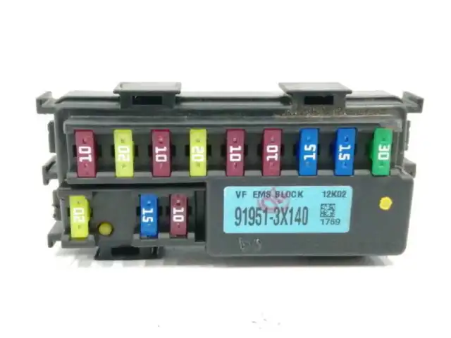 919513X140 boîte relais/fusibles  POUR HYUNDAI I40 / /