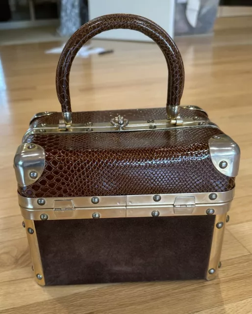 Vintage HARRY ROSENFELD Suede Faux Crocodile Box Train case Vintage HARRY ROSENFELD Suede Faux Crocodile Box Train case