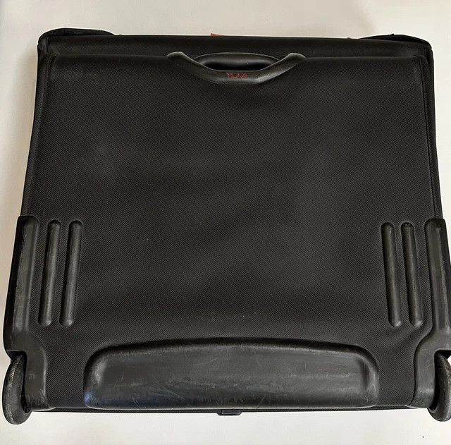 TUMI ALPHA 22036DH Black Wheeled Garment Bag 3