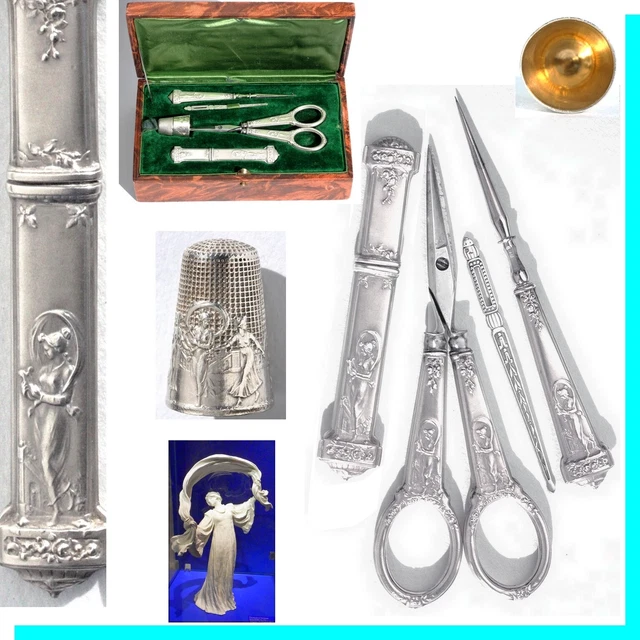 Nécessaire de bébé en argent 800/1000e et argent fourré dans son coffret # 1746