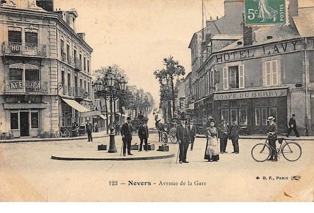 58. n° 103693 .nevers .cafe du berry .cafe de la paix .avenue de la gare .