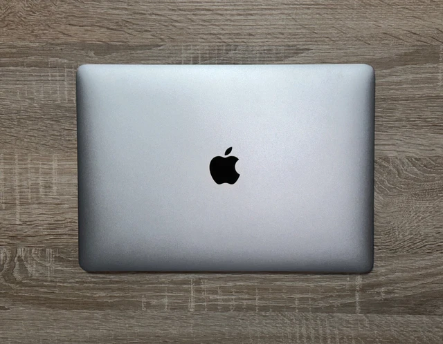 Macbook Pro 13" Con Touchbar, Intel Core I5, Ram 8Gb, Ssd 128Gb, Grigio Siderale