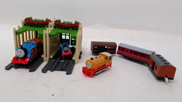THOMAS & FRIENDS Trackmaster Motorized Train Set - Engines & Coaches £4 ...