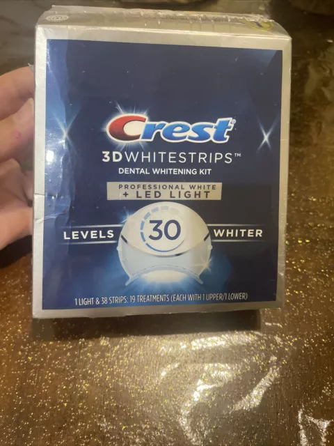 Kit de blanqueamiento dental blanco Crest 3D - 30 unidades