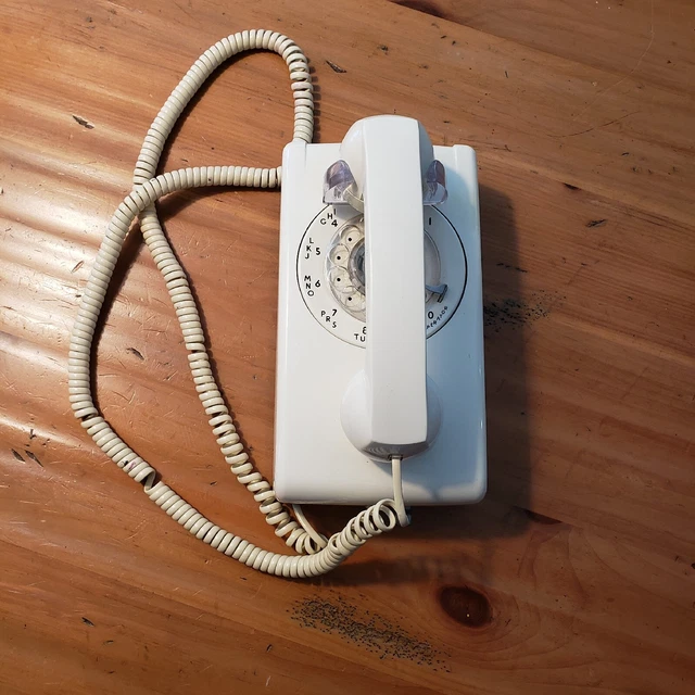 VINTAGE LANDLINE R554BMP AT&T Rotary Phone Wall Mount Telephone Off